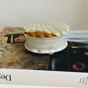 Vintage Italian Alabaster Shell Trinket Box